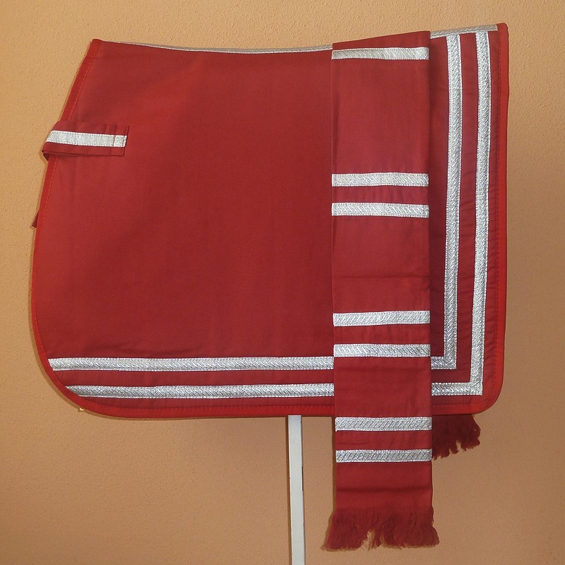 SET MANTILLA ALTA ESCUELA Y MANTA ESTRIBERA