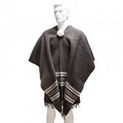 PONCHO DE LANA 2
