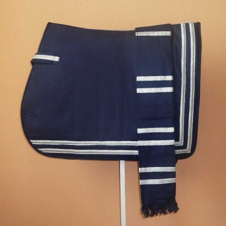 SET MANTILLA ALTA ESCUELA Y MANTA ESTRIBERA