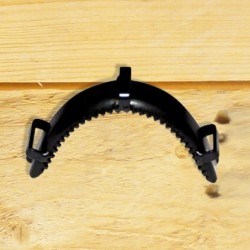 SERRETA CON PASADORES DE METAL